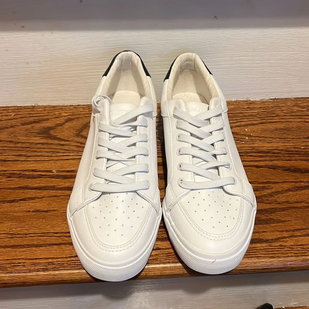 NAUTICA womens sneakers - Picture 2 of 5